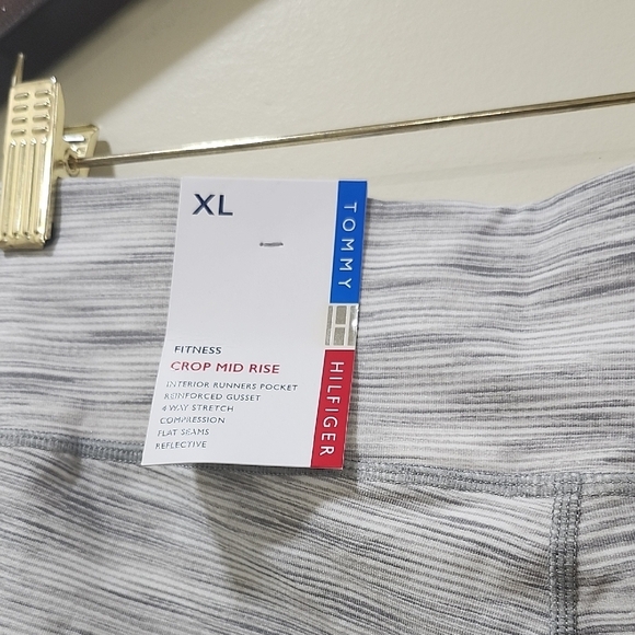 NWT Tommy Hilfiger Gray Leggings with Wide Waistband and Seam Detail - Picture 6 of 7